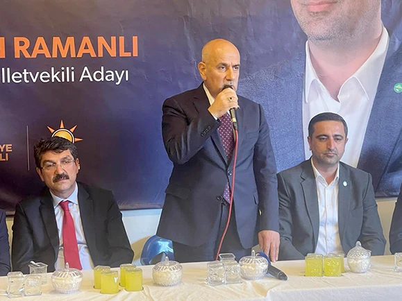 BAKAN KİRİŞCİ’DEN RAMANLI’NIN SEÇİM LOKALİNE ZİYARET