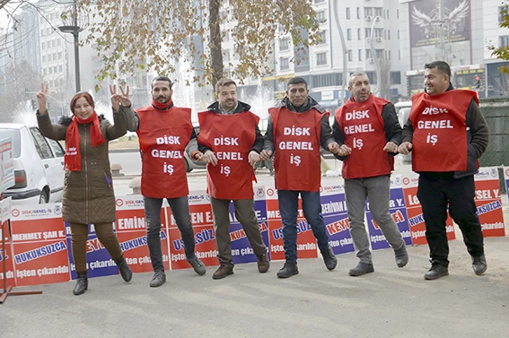 “ELLERİNİZİ EMEKÇİLERDEN ÇEKİN!”