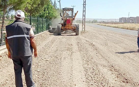 MEZARLIK ZİYARETLERİ İÇİN PARK ALANI OLUŞTURULDU