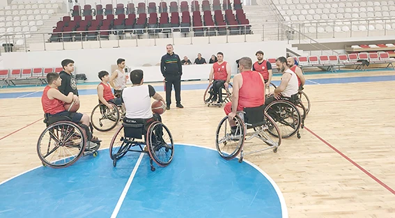 ENGELLİLER BASKET TAKIMI, KIZILTEPE MAÇINA HAZIRLANIYOR