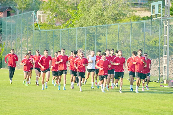 PETROLSPOR'UN KIZILCAHAMAM KAMPI SONA ERDİ