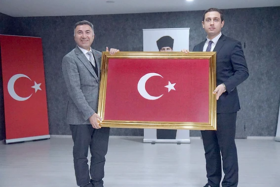 REKTÖR DEMİR, SASON ANADOLU LİSESİNDEYDİ