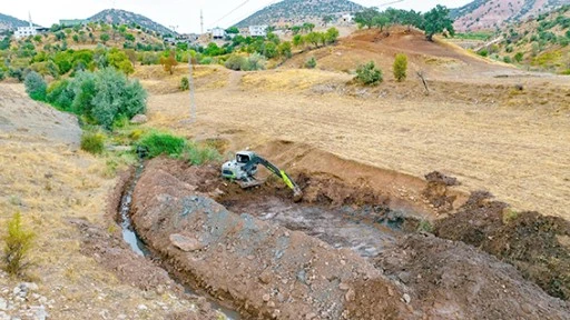 BECİRMAN KÖYÜ’NÜN KANALİZASYON ALTYAPISI İYİLEŞTİRİLDİ