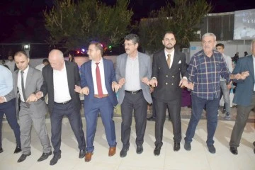 NASIROĞLU, DÜĞÜNDE VATANDAŞLARLA HALAY ÇEKTİ