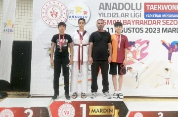 ROZELİN TAEKWONDO’DA FİNALE YÜKSELDİ