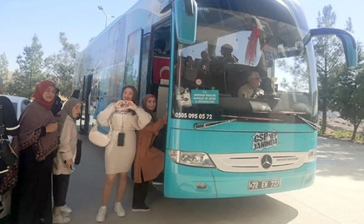 ÜNİVERSİTE ÖĞRENCİLERİ HASANKEYF’E HAYRAN KALDI